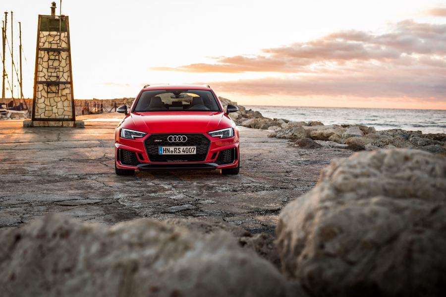  Audi RS4 Avant (B9) 2017 года  (WW) (фото 57 из 57)